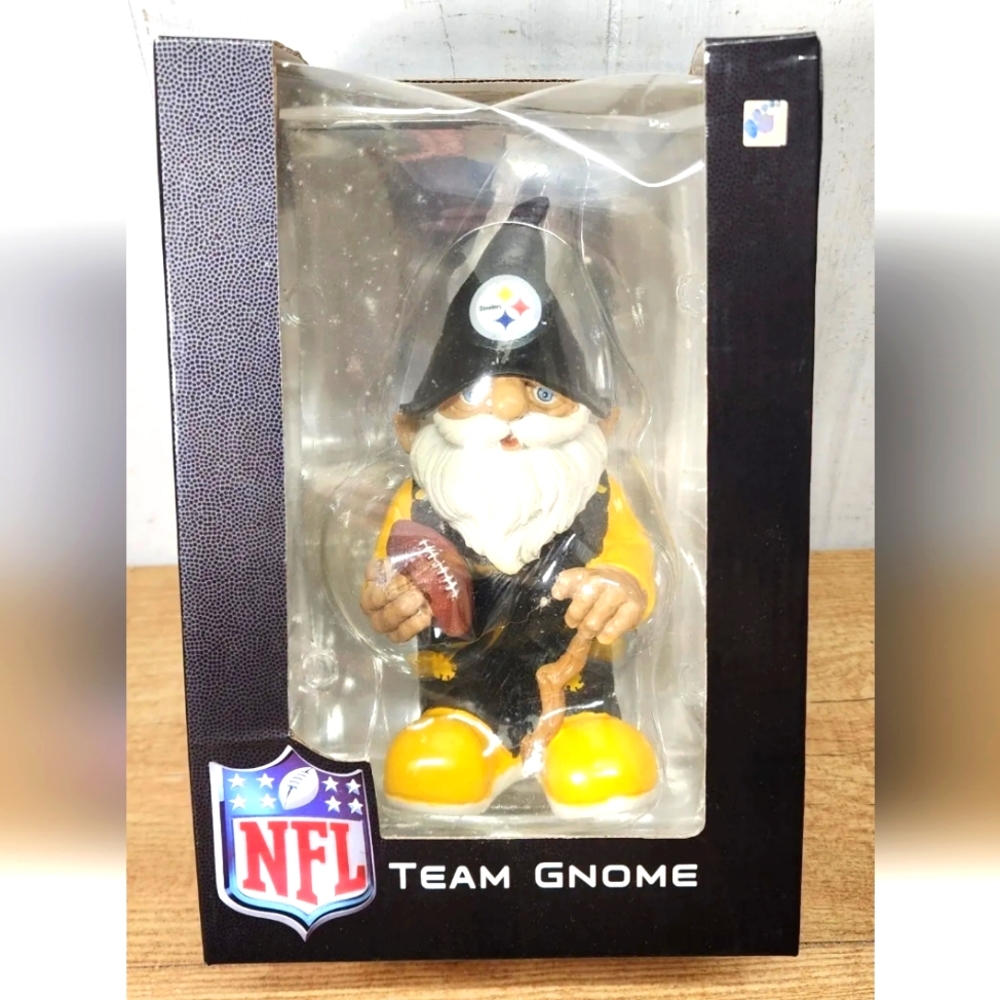 Pittsburgh Steelers Team Gnome Figurine 8" Forever Collectables Figure NFL NIB